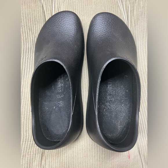Birkenstock non-slip clogs used for 1 semester of culinary school. - Picture 1 of 3